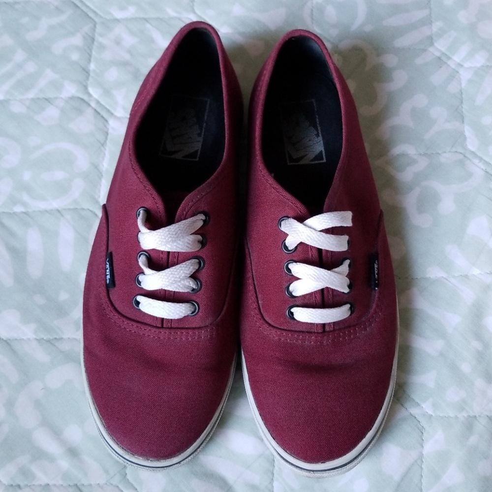 Vans Authentic Low Pro Maroon